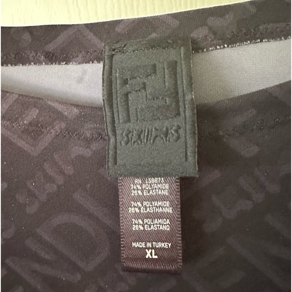 FENDI xSKIMS - Picture 2 of 3